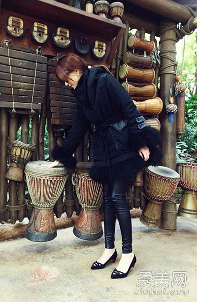 令人窒息的红辣椒展示时尚外套