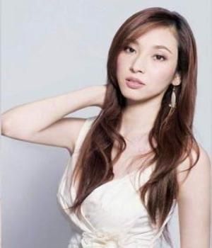 肿胀的水泡面朝外！第4步10分钟缩小面部