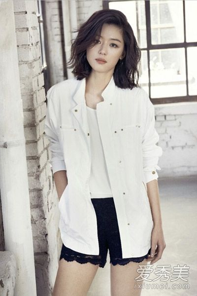 怎么穿都漂亮!全智贤在春天展示老年服装