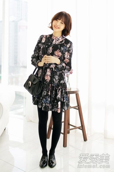 气质女神范印花连衣裙