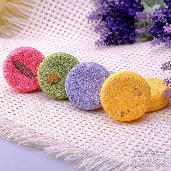 郁郁葱葱的洗发水好吗?郁郁葱葱的洗发水肥皂的各种颜色的效果是什么?