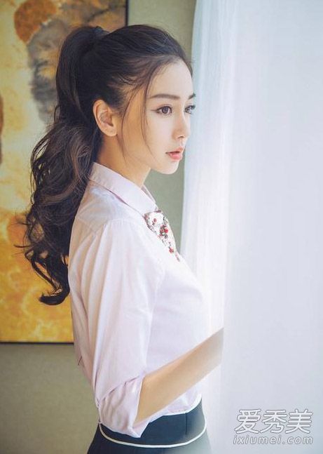 你们怎么能爱一个扎着一根马尾辫的男人呢?DIY气质三个马尾辫