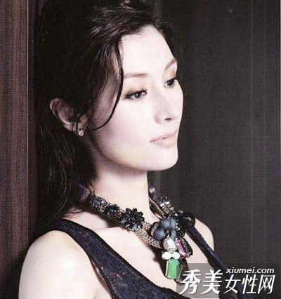米歇尔·莫妮克·赖斯的沈傲君推广热妈妈教怀孕期间的皮肤护理