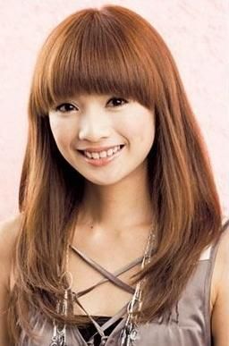 优雅的直发成为男人的梦中情人