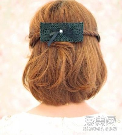 如何将短发打成漂亮优雅的半领带方法简单实用