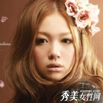 明亮明亮的日本混合模式清新美丽的眼妆