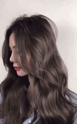 今年最流行的发色仍然是它!太阳下深棕色是什么颜色