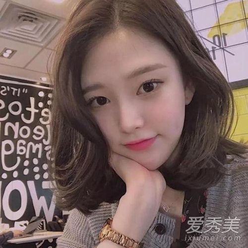 2019年发型流行趋势公众想剪短头发选择这12个!