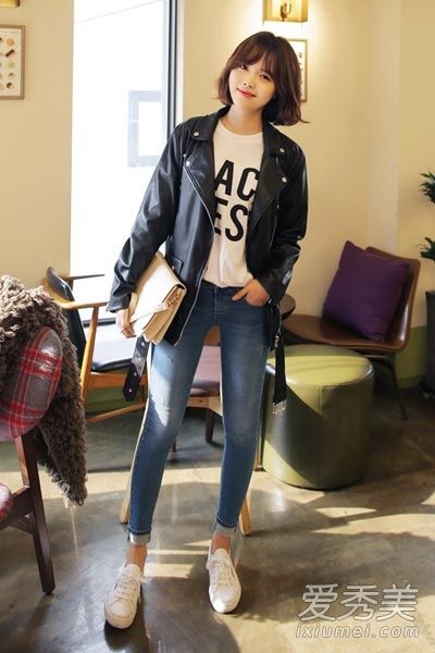 多穿一件外套:夹克可以穿一周，但不会太重。