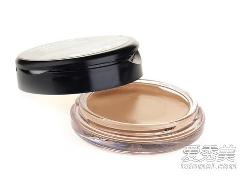 粉底霜和气垫哪一个是粉底霜和气垫bb的区别