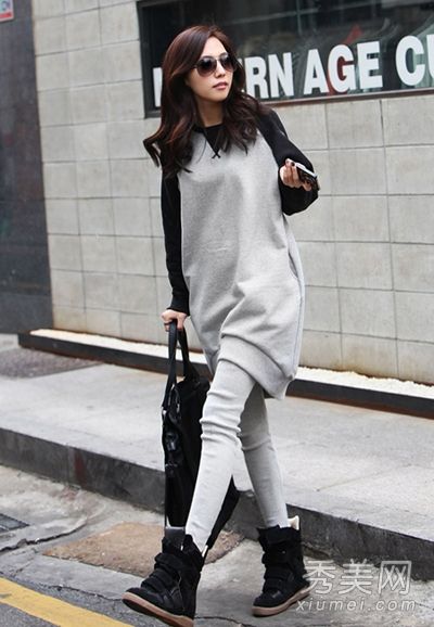 穿休闲裤可以很容易地穿上一种活力感。