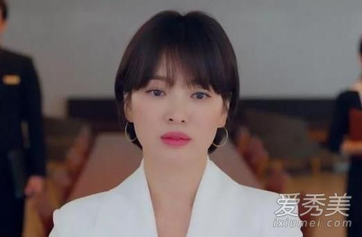 耳朵下面3厘米的短发是什么样的?耳朵下面的发型图片。