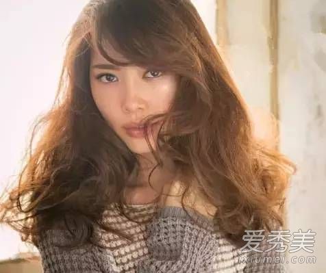 你想把你的长发剪短吗?2招教你轻松变得性感