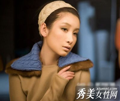 阿曼达的九月时尚电影展示各种化妆