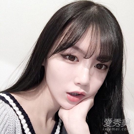 切割空条纹变形?睫毛夹可以帮你修复它。