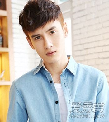 夏天你想剪什么样的短发?9发型对于时尚男士来说是必不可少的。