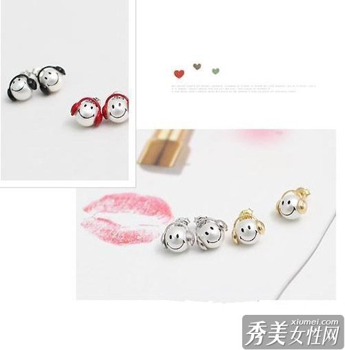 可爱的小耳坠装饰让他更加着迷。