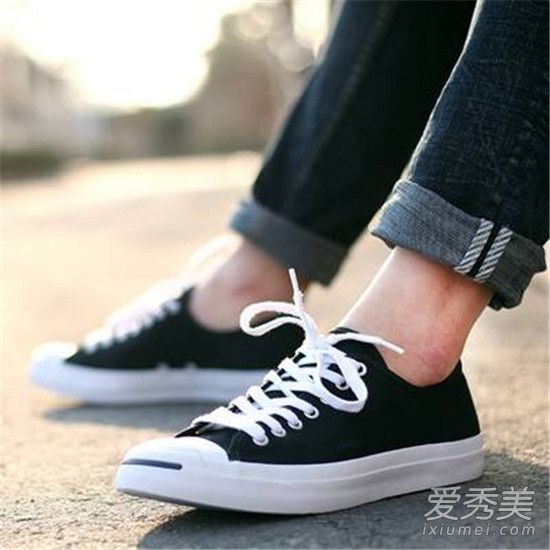 威尔·匡威的笑皮衣