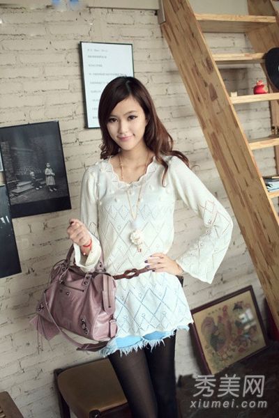 轻盈成熟的女性演绎年轻与甜美的青春还原,吸收阳光,美化眼睛。