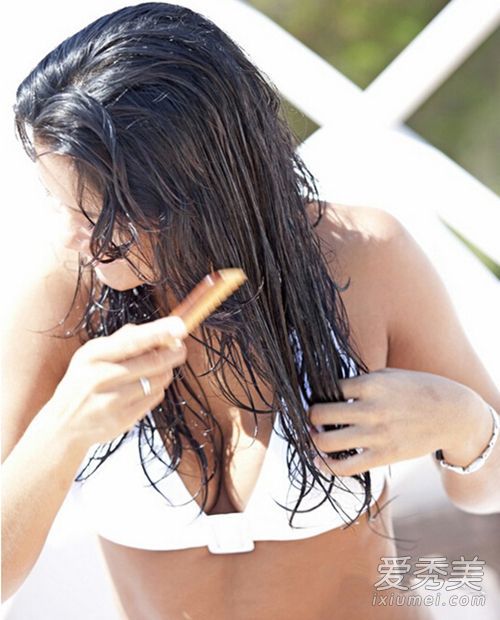 我多久洗一次头，多久剪一次头发？我必须知道几个关于我的头发的时间点。