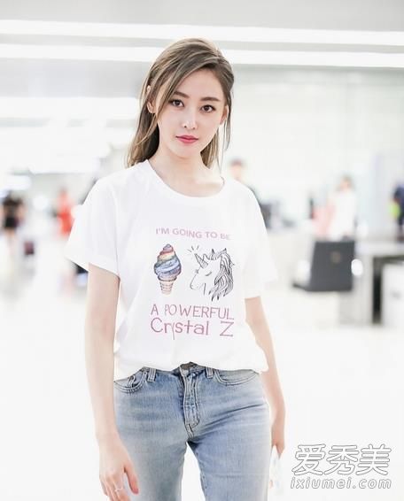 你换颜色了吗?水晶新款亚麻棕色头发颜色非常白!