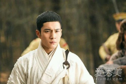 粗心法师的粗心发型叫什么名字?一个粗心的法师的粗心发型怎么能剪?
