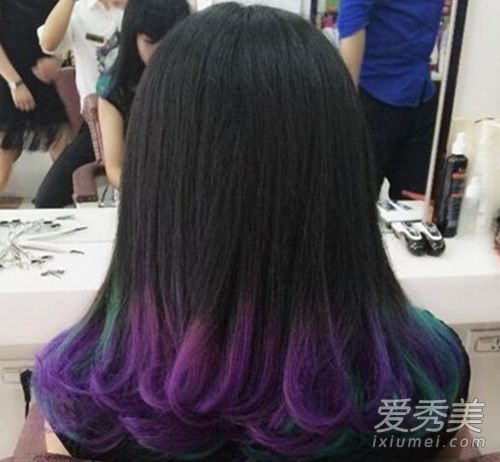 黑色色织裙子是什么颜色的裙子颜色搭配女性