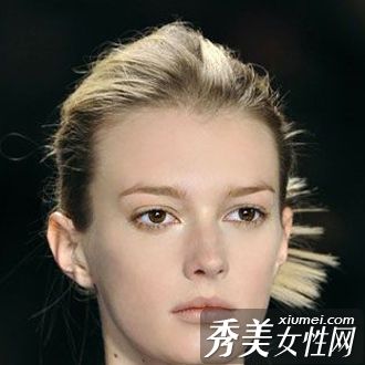 秋冬化妆完美裸色达到巅峰