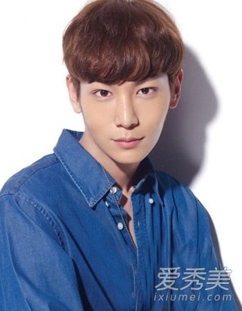 2015年春季男孩刘海发型设计清新短发首选
