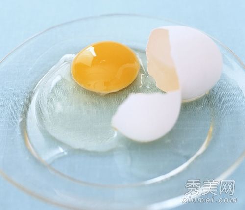 DIY鸡蛋美白面膜省钱实用美白方法