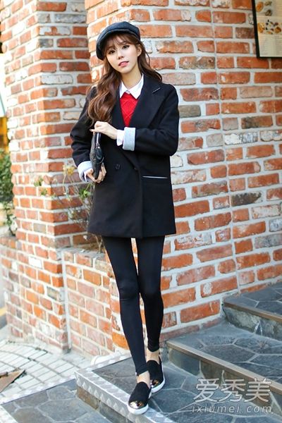 春装+紧身裤雨天穿着策略