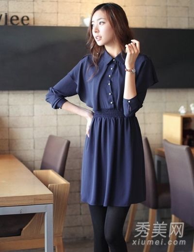 胖人穿连衣裙+黑色丝袜，以显示苗条和美丽