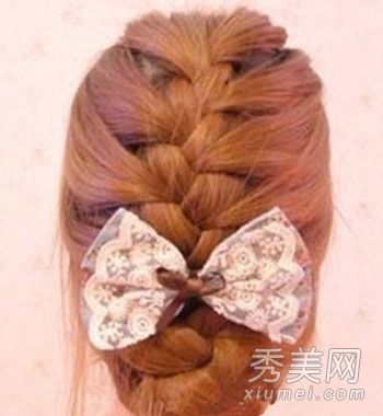 气质蝎子编发的详细步骤图