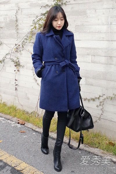 早春和不同季节都穿这样的羊毛大衣。