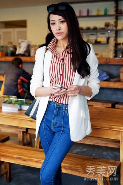 春季衬衫时尚搭配彰显个性魅力