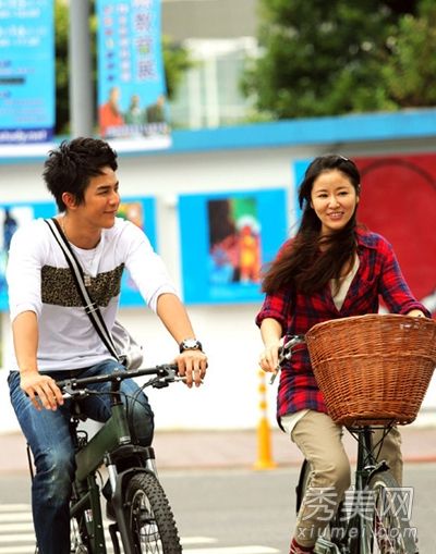 格子衬衫手经典百搭气质