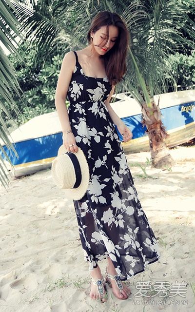 波希米亚风格的服装是印花最漂亮的。
