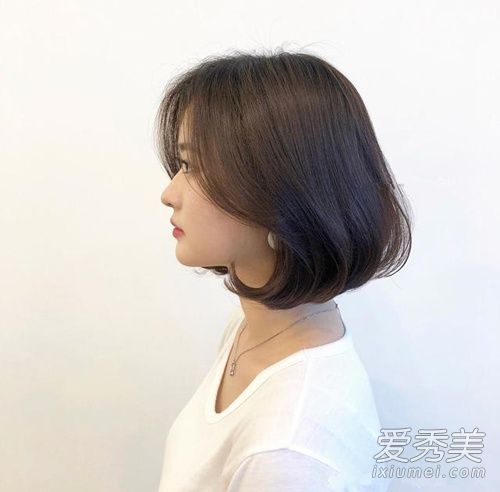 无忧无虑的发型!今年秋冬带这13个模特去理发店就足够了。