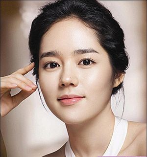一种清洁皮肤、排毒养颜的按摩方法