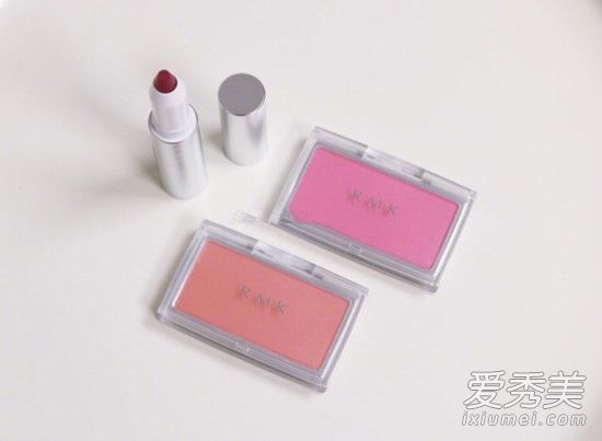 哪个好看,rmk腮红02还是05?