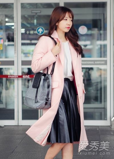 向朴信惠学习穿短裙和女式羊毛外套