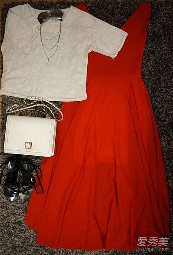 2017年的长裙和外套搭配如何？长裙和上衣怎么搭配？