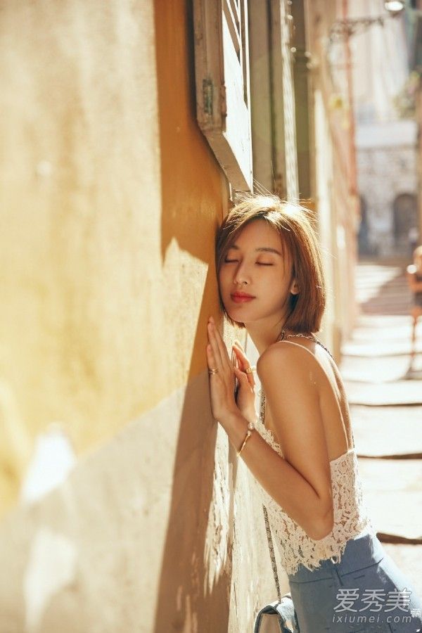 无论你是红皮肤还是黄皮肤的明星,你这样改变颜色是绝对正确的!