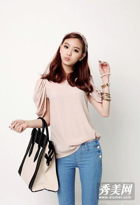 图案衬衫造就不同的女性品味