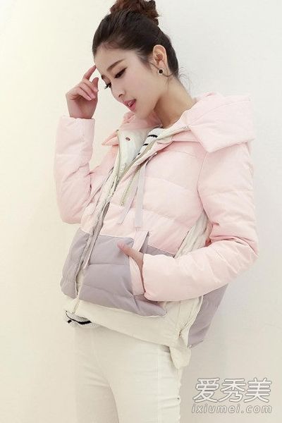 羽绒服时尚保暖雪天无它