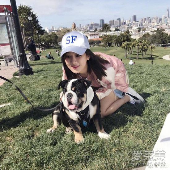 安迪2017年最新的街头棒球帽是什么品牌?