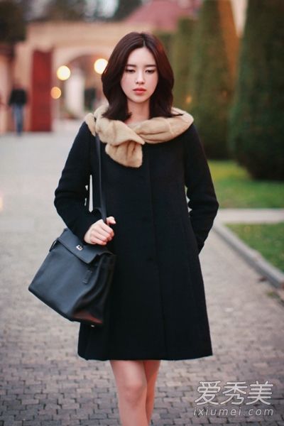 冬衣搭配策略加上围巾保暖