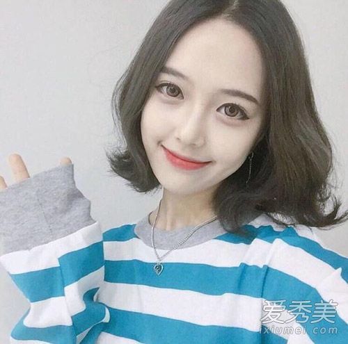 你如何梳理你的中短发?三个教程是为短发女孩设计的。