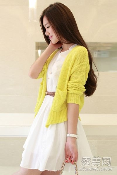 一件时髦的毛衣足以抵挡清明节的梅雨。