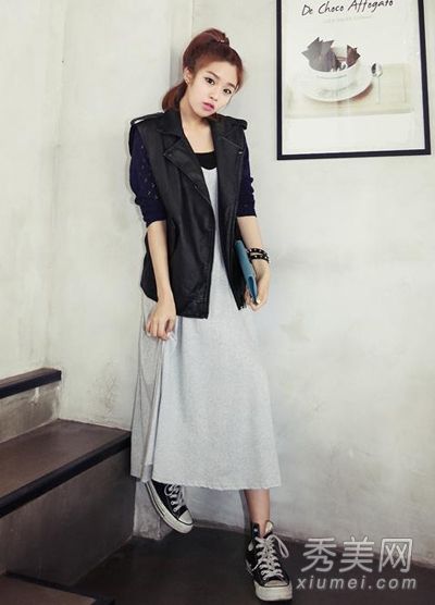 建议穿八件马甲，以轻松应对冷热天气。